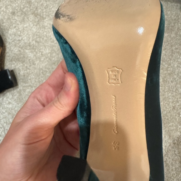 Gianvito Rossi Velvet Emerald Green GIANVITO 105 Heels Size 40.5/9 US - Picture 3 of 5